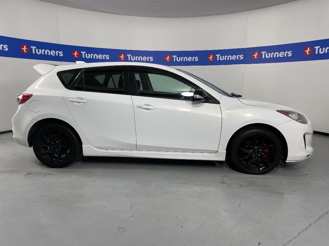 Photo '23' of Mazda Axela