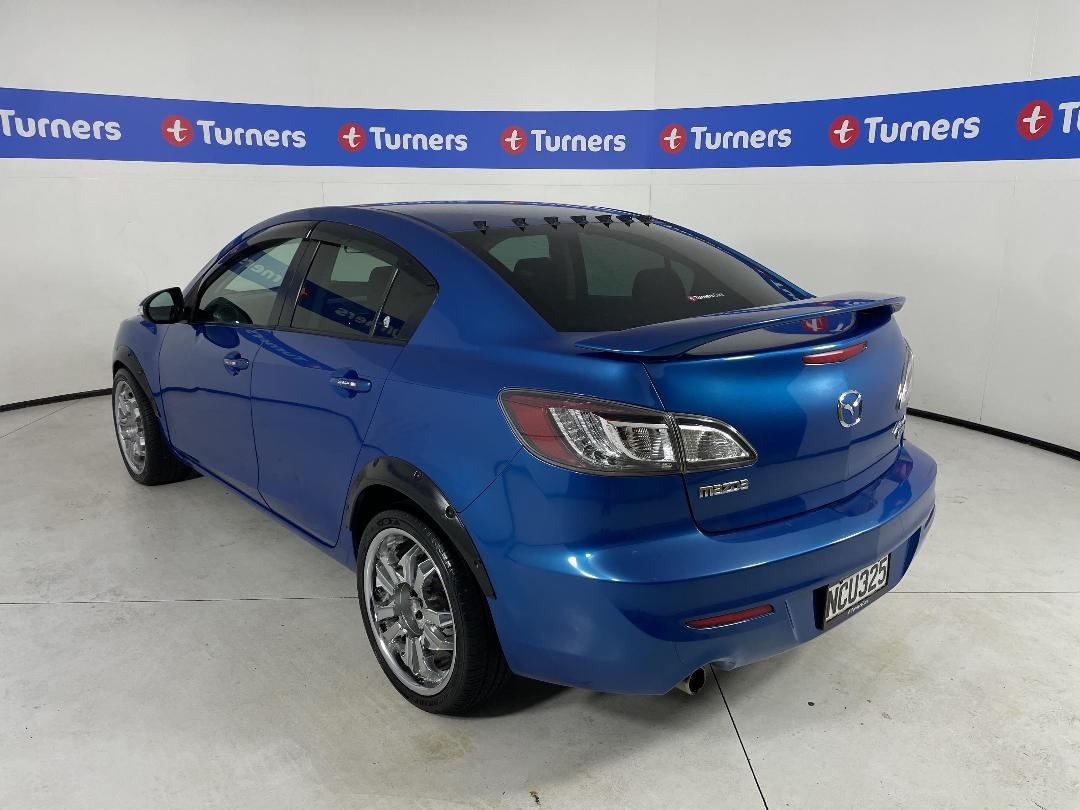 Photo '5' of Mazda Axela