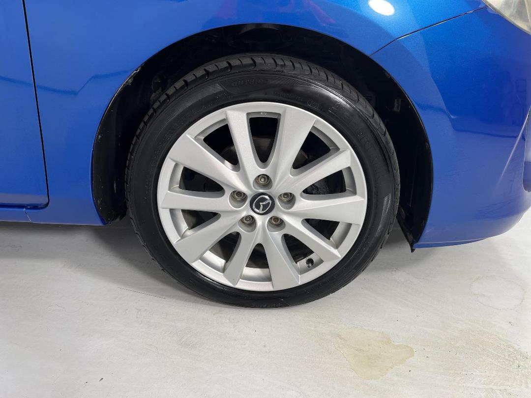 Photo '9' of Mazda Axela