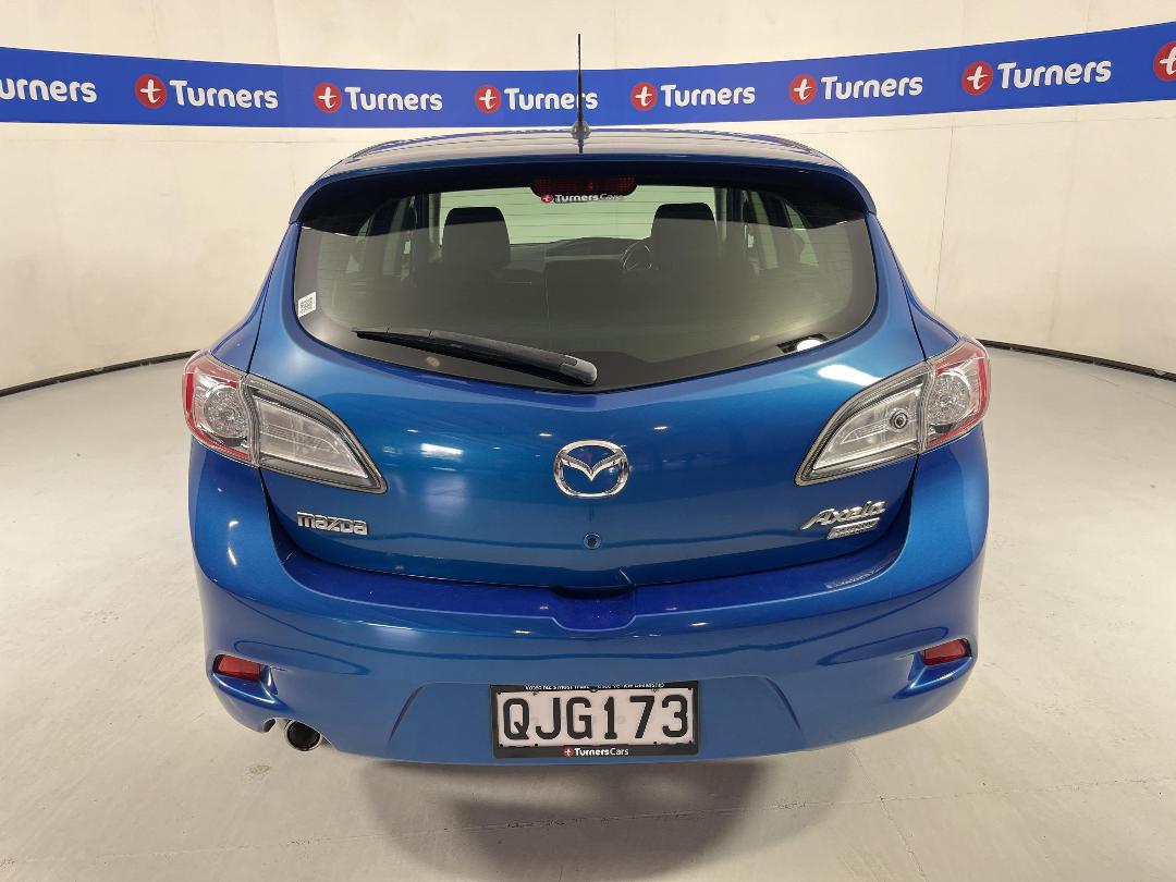 Photo '6' of Mazda Axela