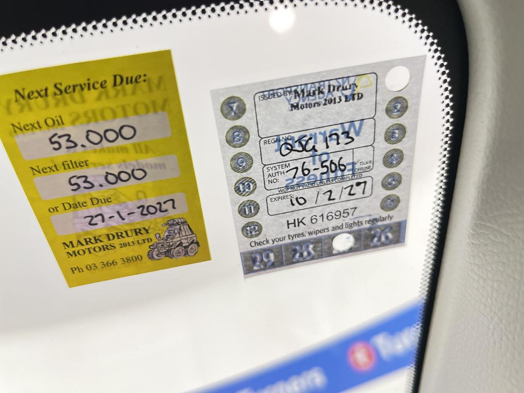 Photo '23' of Mazda Axela