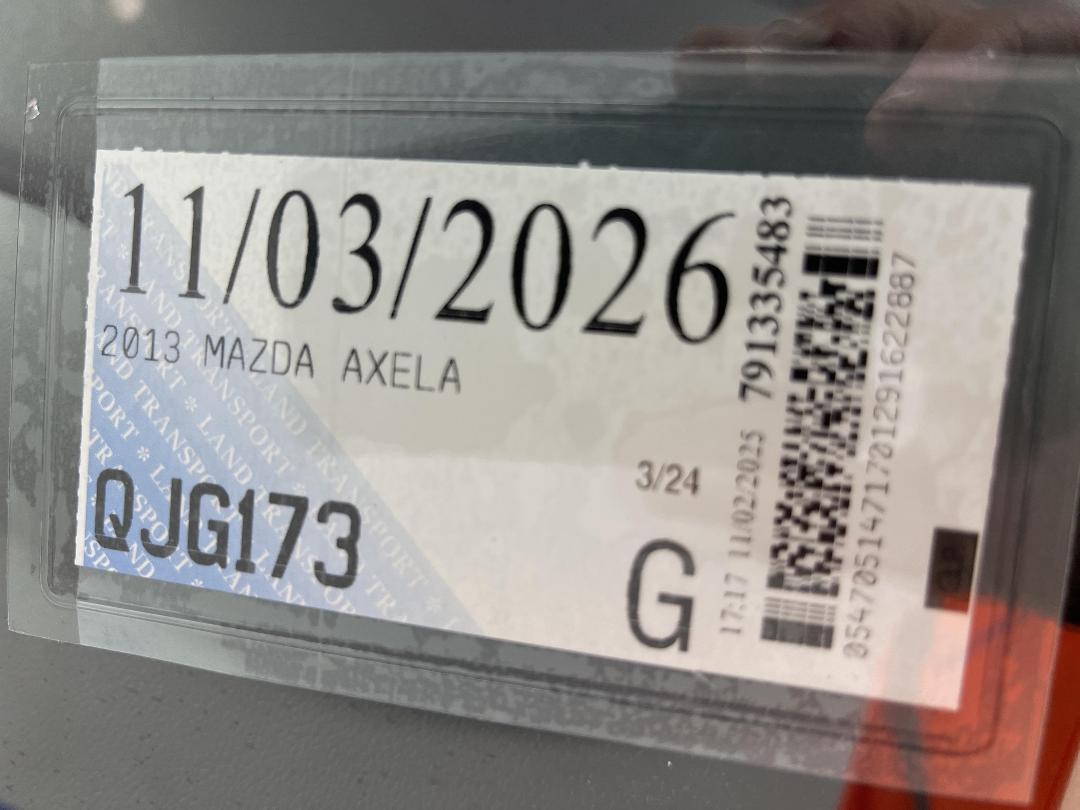 Photo '24' of Mazda Axela