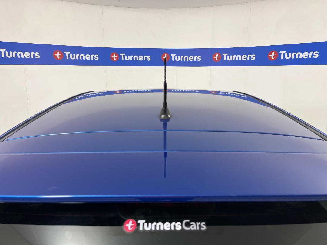 Photo '28' of Mazda Axela