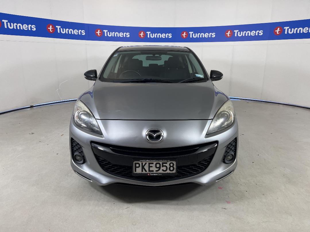 Photo '2' of Mazda Axela Photo '2' of Mazda Axela