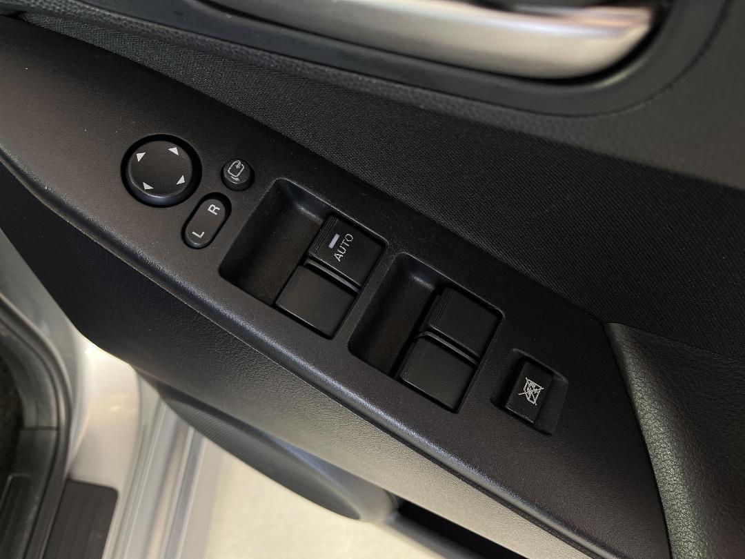 Photo '23' of Mazda Axela Photo '23' of Mazda Axela