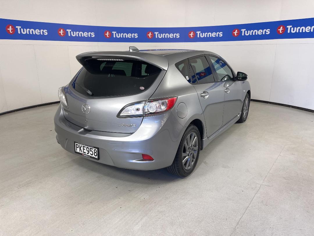 Photo '7' of Mazda Axela