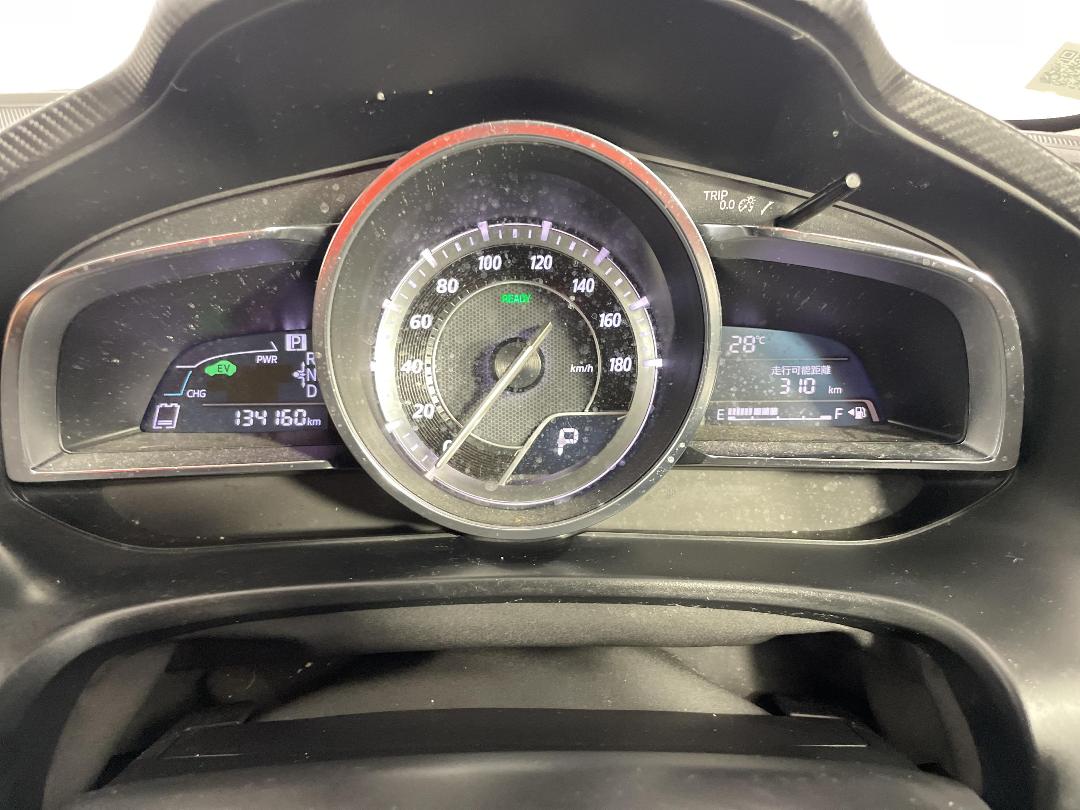 Photo '21' of Mazda Axela