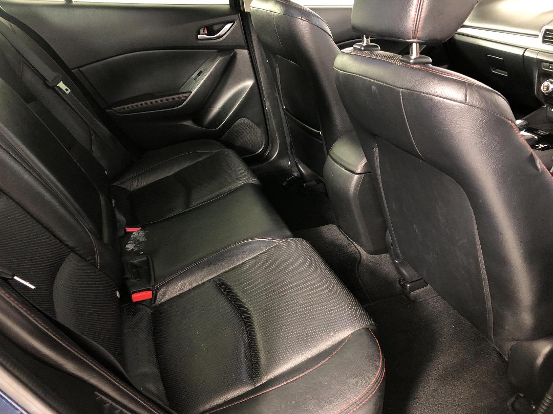 Photo '20' of Mazda Axela Photo '20' of Mazda Axela