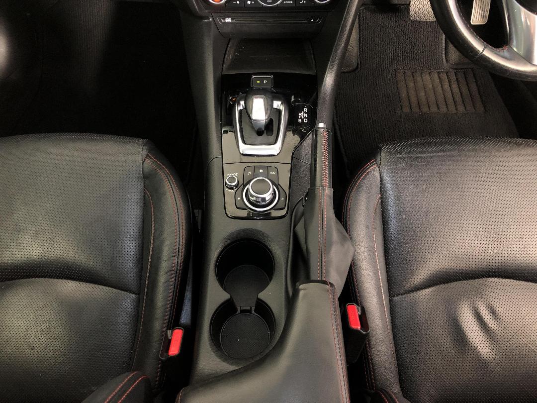 Photo '18' of Mazda Axela Photo '18' of Mazda Axela