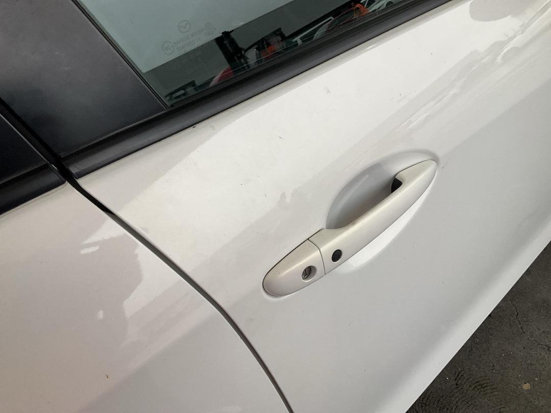 Photo '15' of Mazda Axela Photo '15' of Mazda Axela