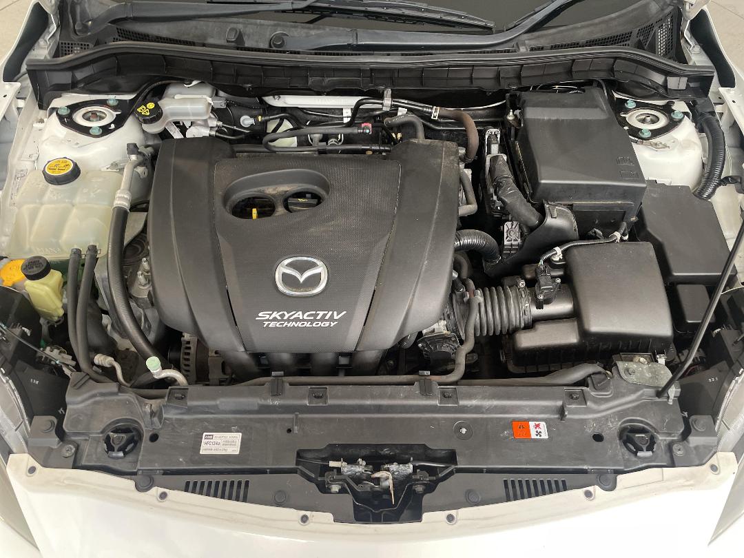 Photo '13' of Mazda Axela Photo '13' of Mazda Axela