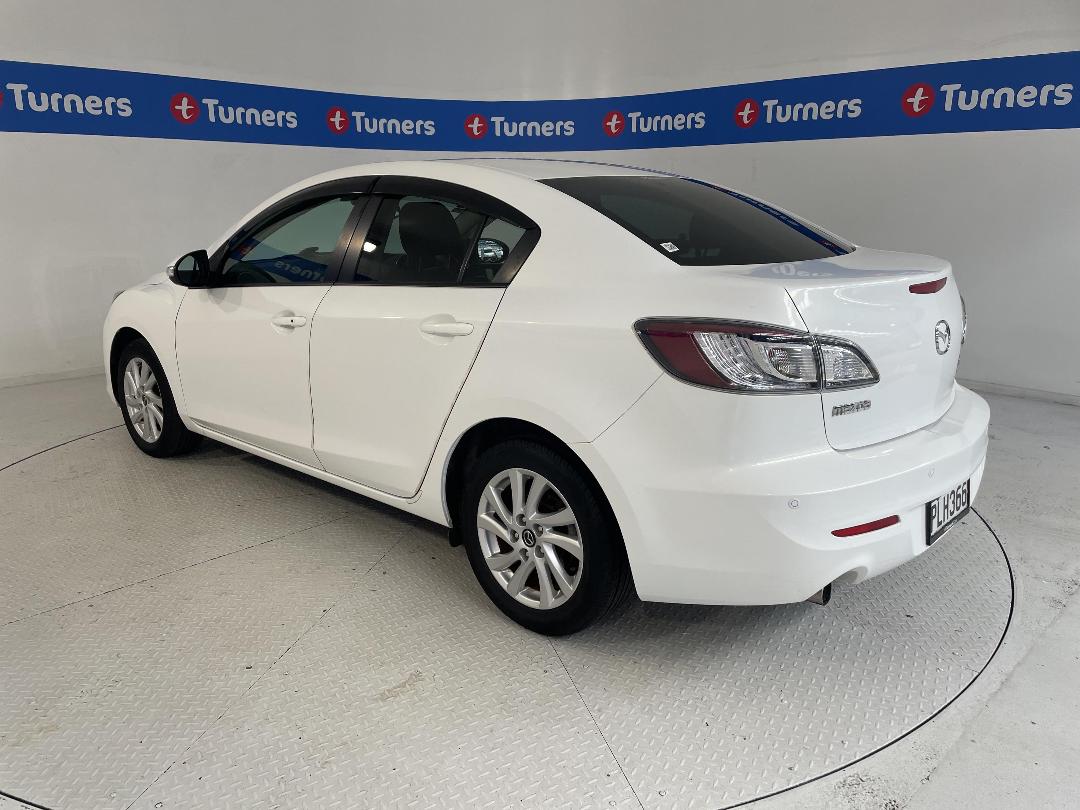 Photo '5' of Mazda Axela Photo '5' of Mazda Axela