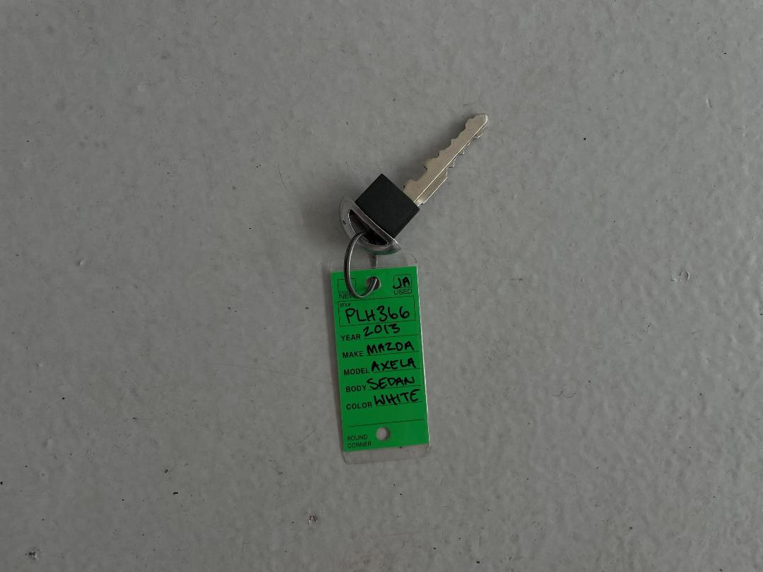 Photo '22' of Mazda Axela Photo '22' of Mazda Axela