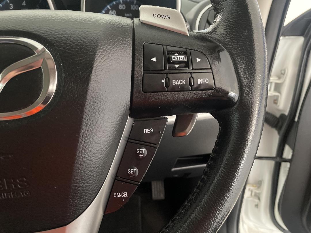 Photo '26' of Mazda Axela Photo '26' of Mazda Axela