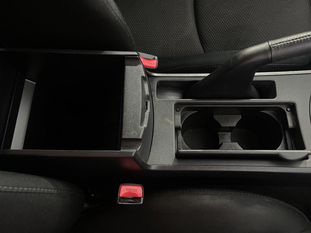 Photo '32' of Mazda Axela Photo '32' of Mazda Axela