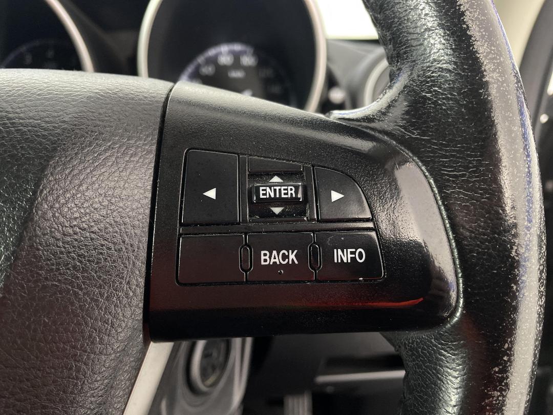 Photo '23' of Mazda Axela Photo '23' of Mazda Axela