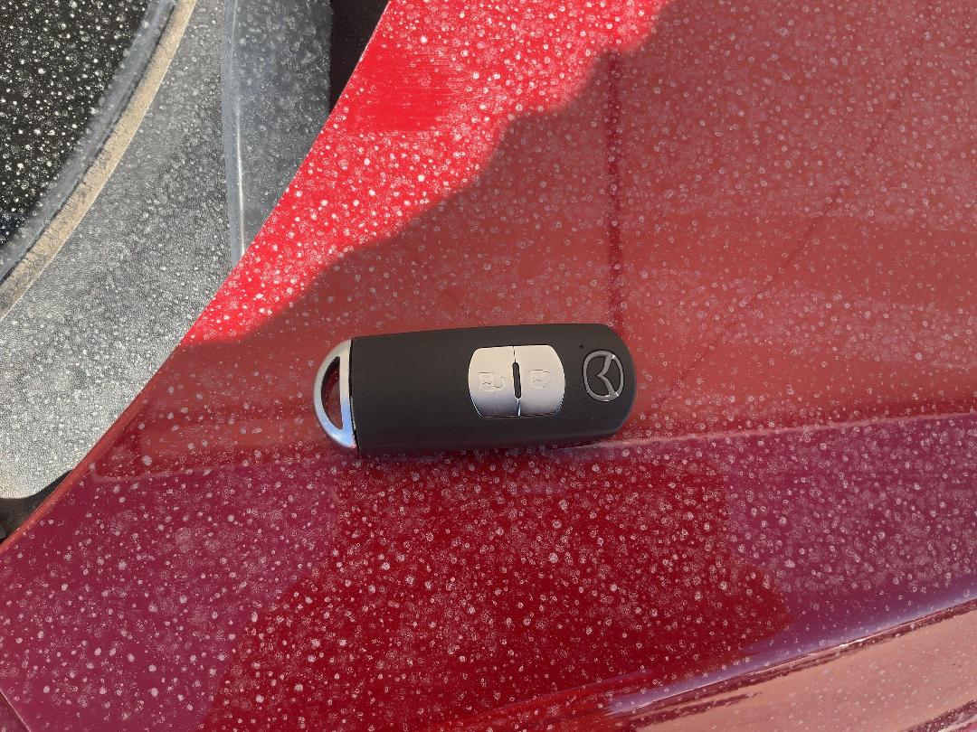 Photo '10' of Mazda Axela