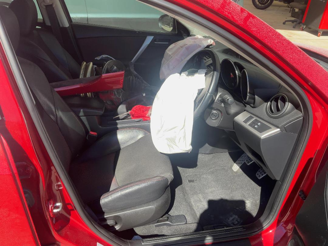 Photo '11' of Mazda Axela