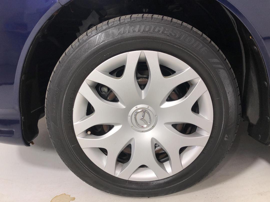 Photo '10' of Mazda Biante Photo '10' of Mazda Biante