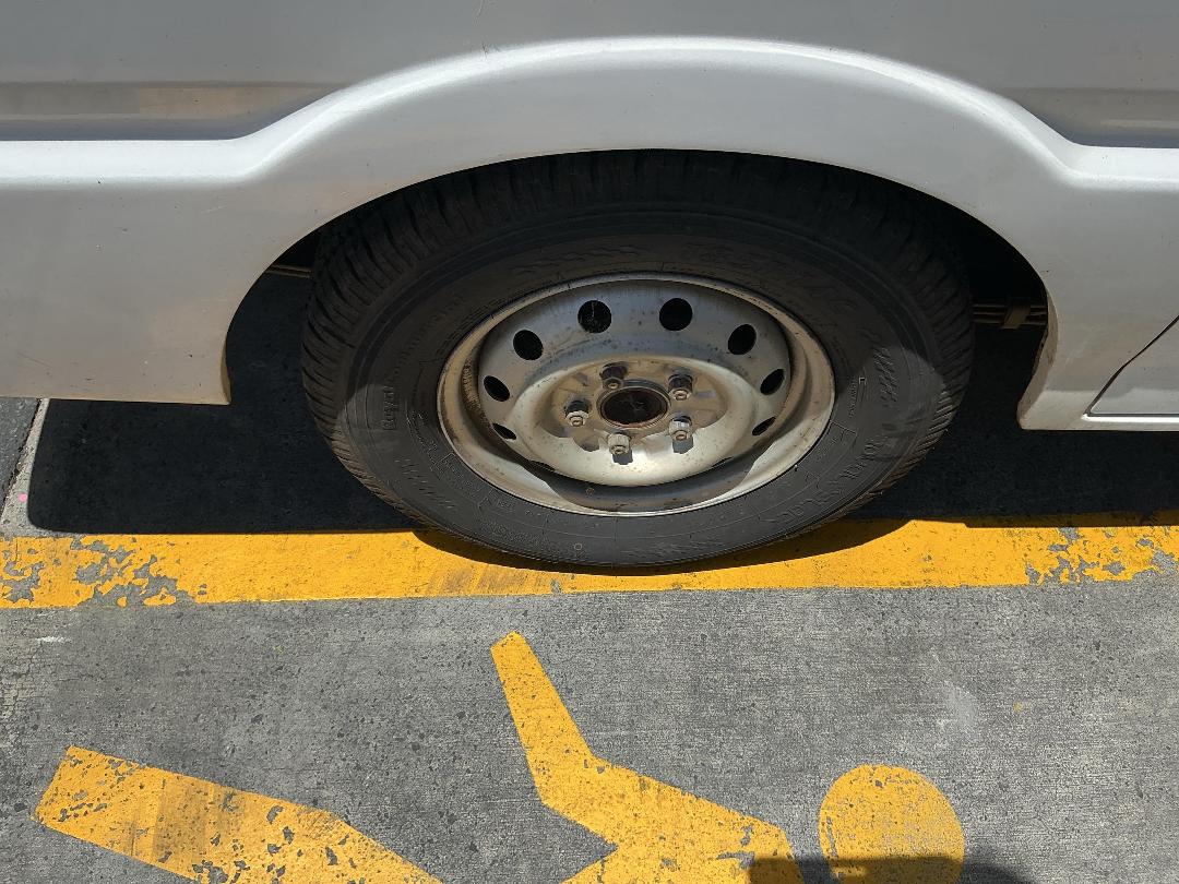 Photo '7' of Mazda Bongo