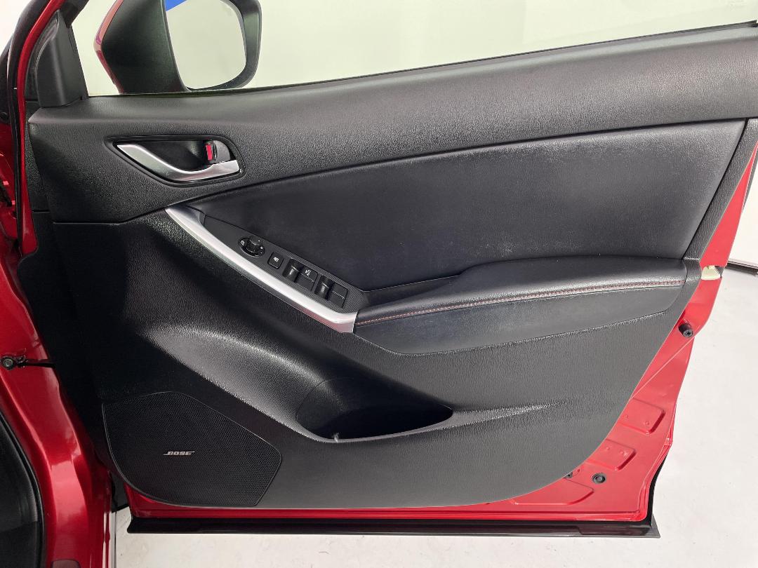 Photo '15' of Mazda CX-5