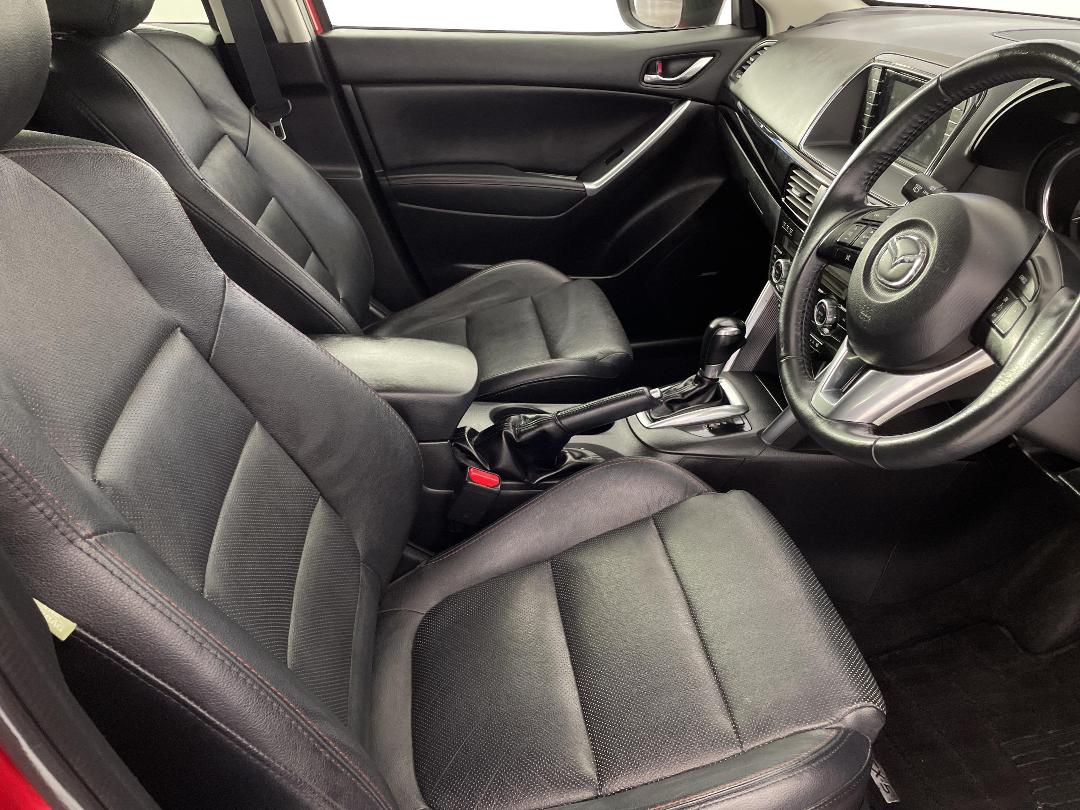 Photo '16' of Mazda CX-5