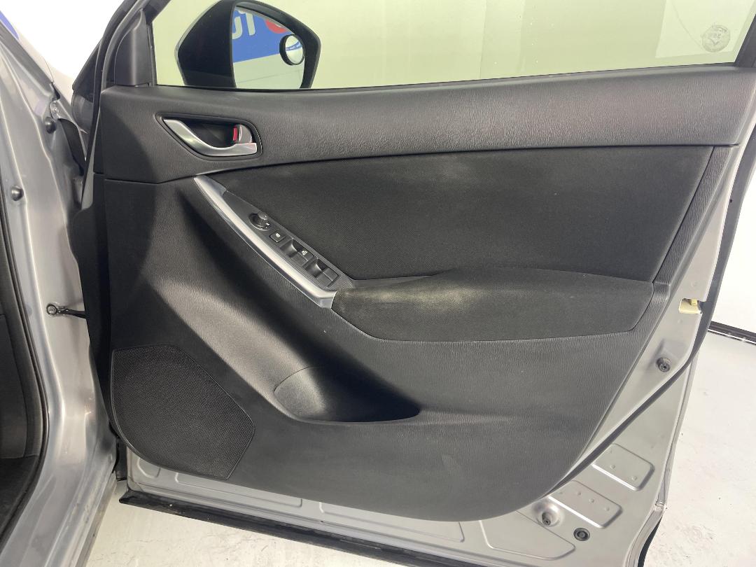 Photo '15' of Mazda CX-5