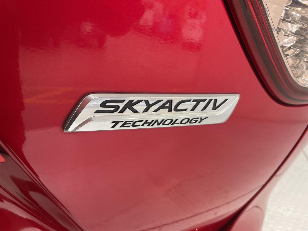 Photo '37' of Mazda CX-5