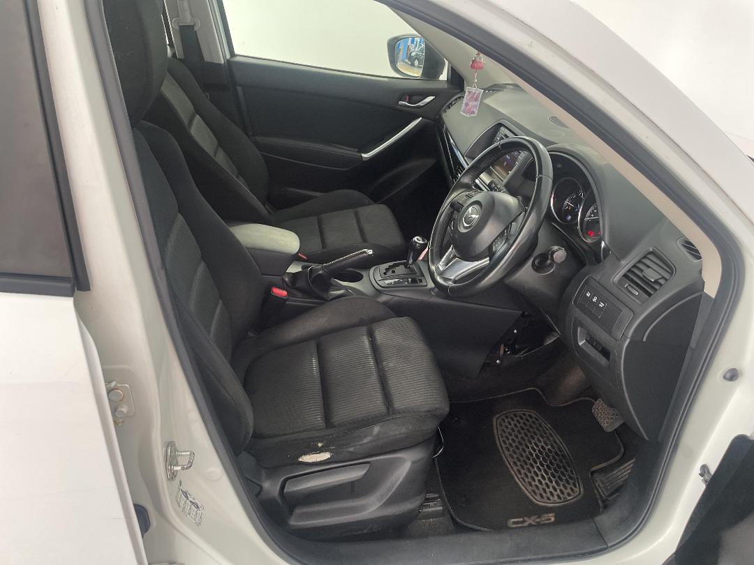 Photo '16' of Mazda CX-5 Photo '16' of Mazda CX-5