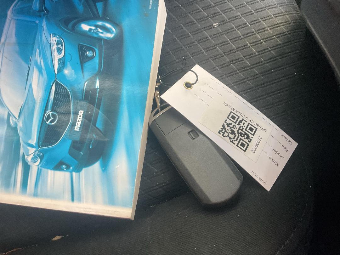 Photo '17' of Mazda CX-5