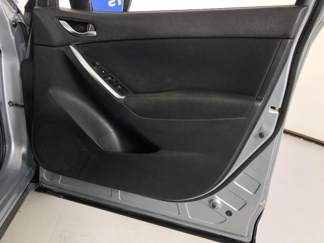 Photo '15' of Mazda CX-5