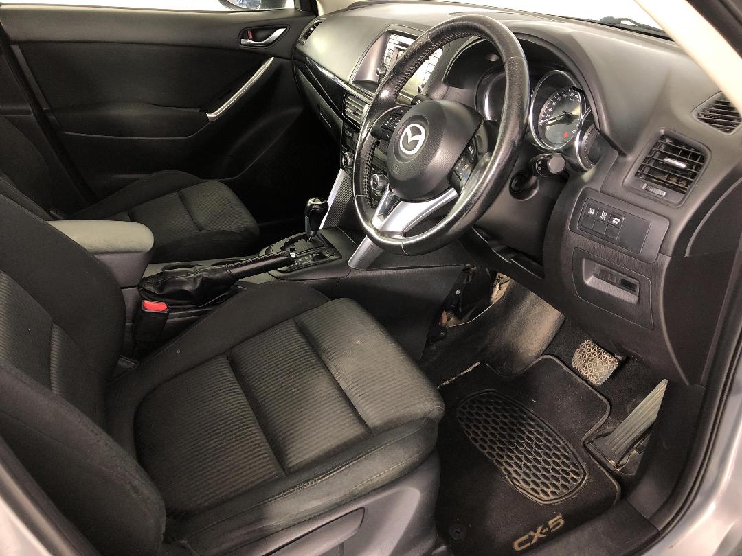 Photo '16' of Mazda CX-5