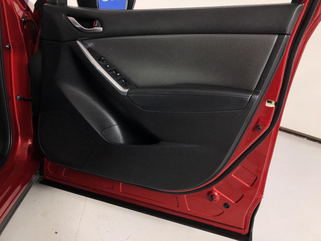 Photo '15' of Mazda CX-5