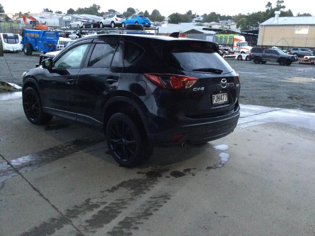 Photo '4' of Mazda CX-5