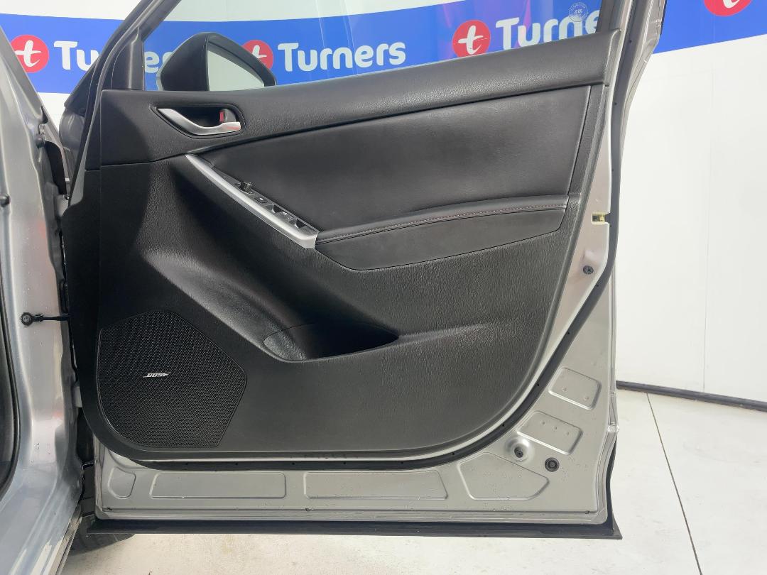 Photo '15' of Mazda CX-5