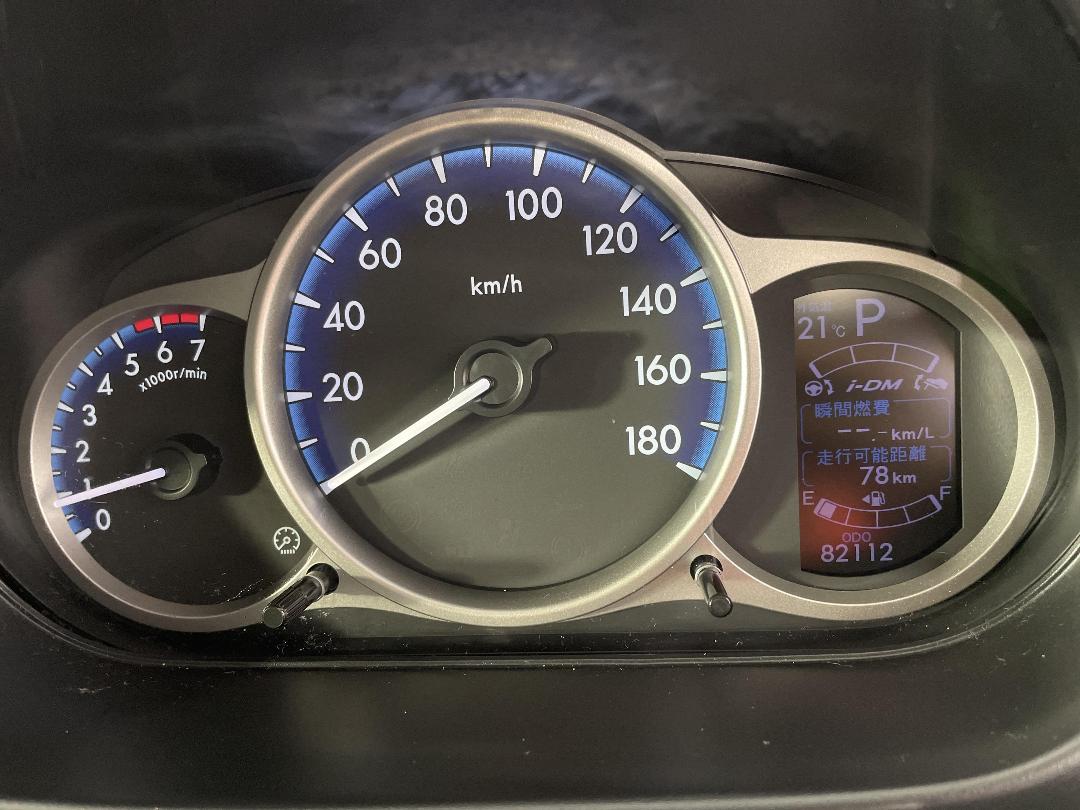 Photo '21' of Mazda Demio Photo '21' of Mazda Demio