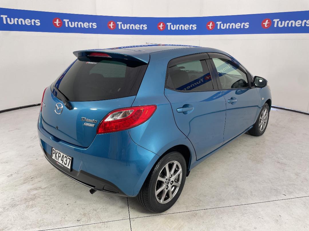 Photo '7' of Mazda Demio Photo '7' of Mazda Demio