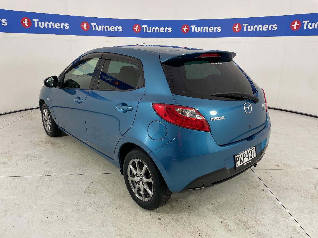 Photo '5' of Mazda Demio Photo '5' of Mazda Demio