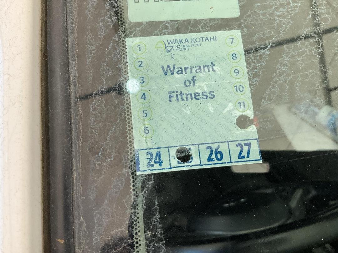 Photo '19' of Mazda Demio Photo '19' of Mazda Demio