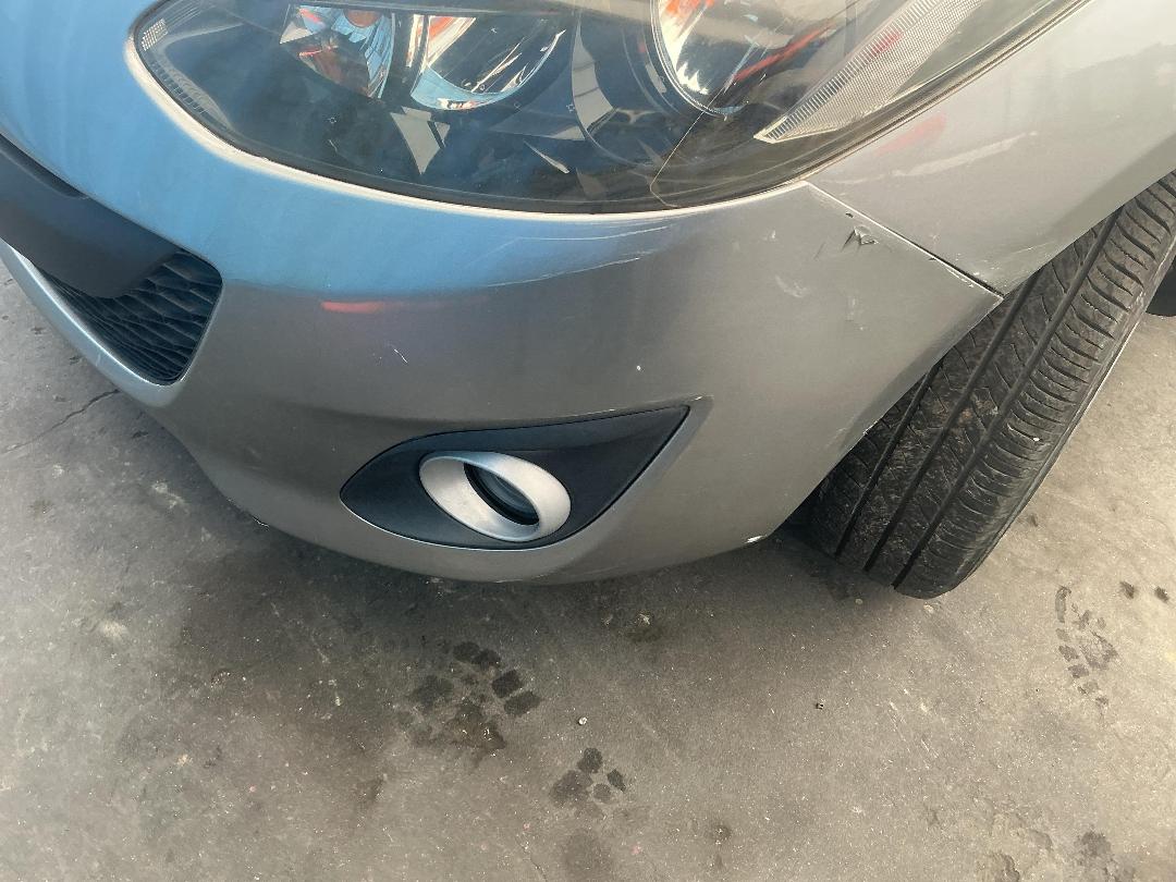 Photo '5' of Mazda Demio Photo '5' of Mazda Demio