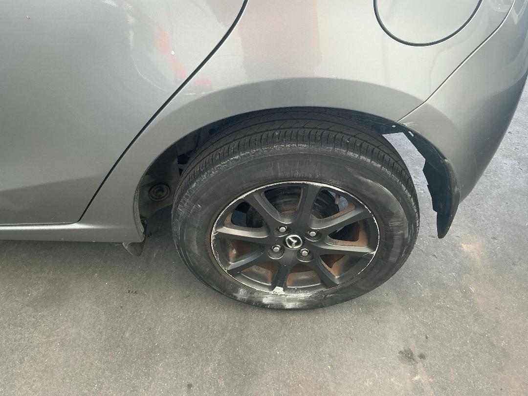 Photo '9' of Mazda Demio Photo '9' of Mazda Demio