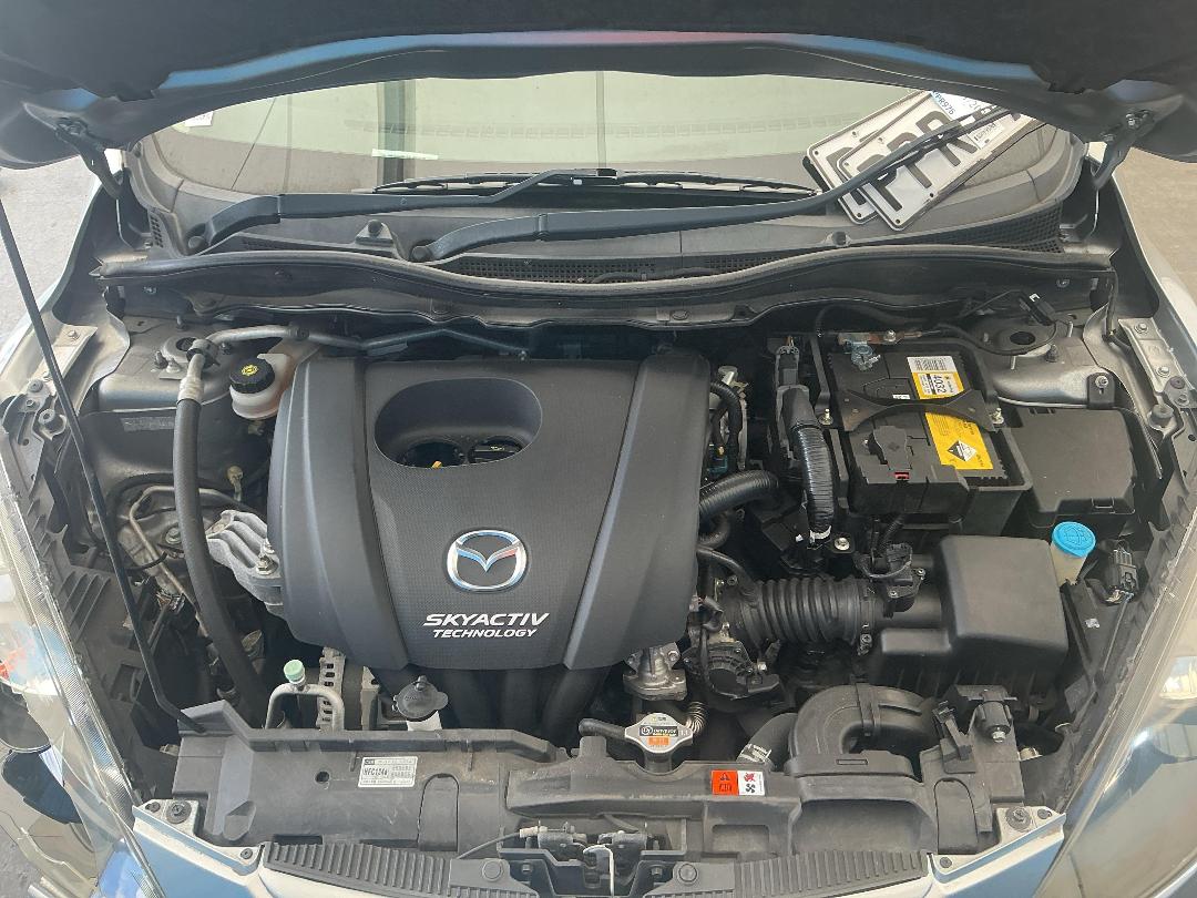 Photo '24' of Mazda Demio Photo '24' of Mazda Demio