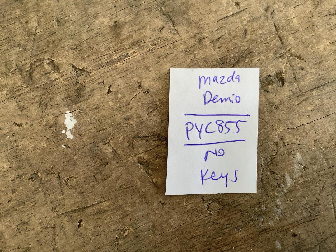 Photo '16' of Mazda Demio