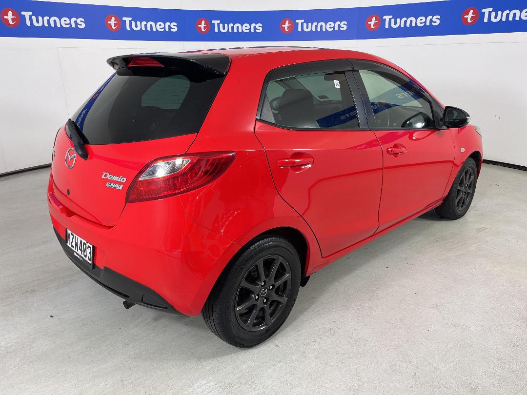 Photo '7' of Mazda Demio