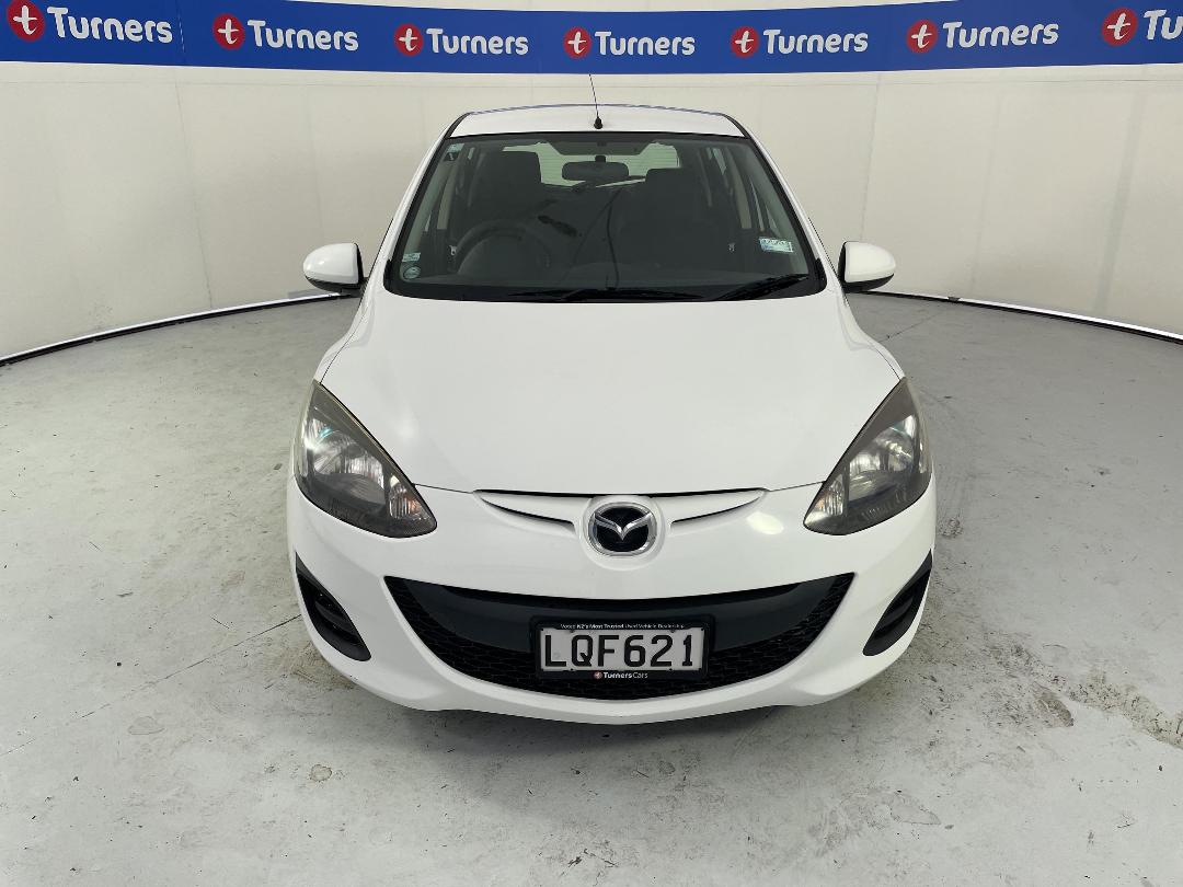 Photo '2' of Mazda Demio Photo '2' of Mazda Demio