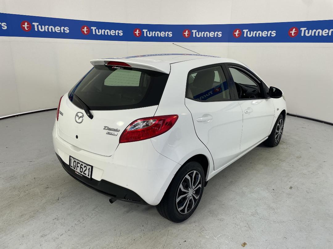 Photo '7' of Mazda Demio Photo '7' of Mazda Demio