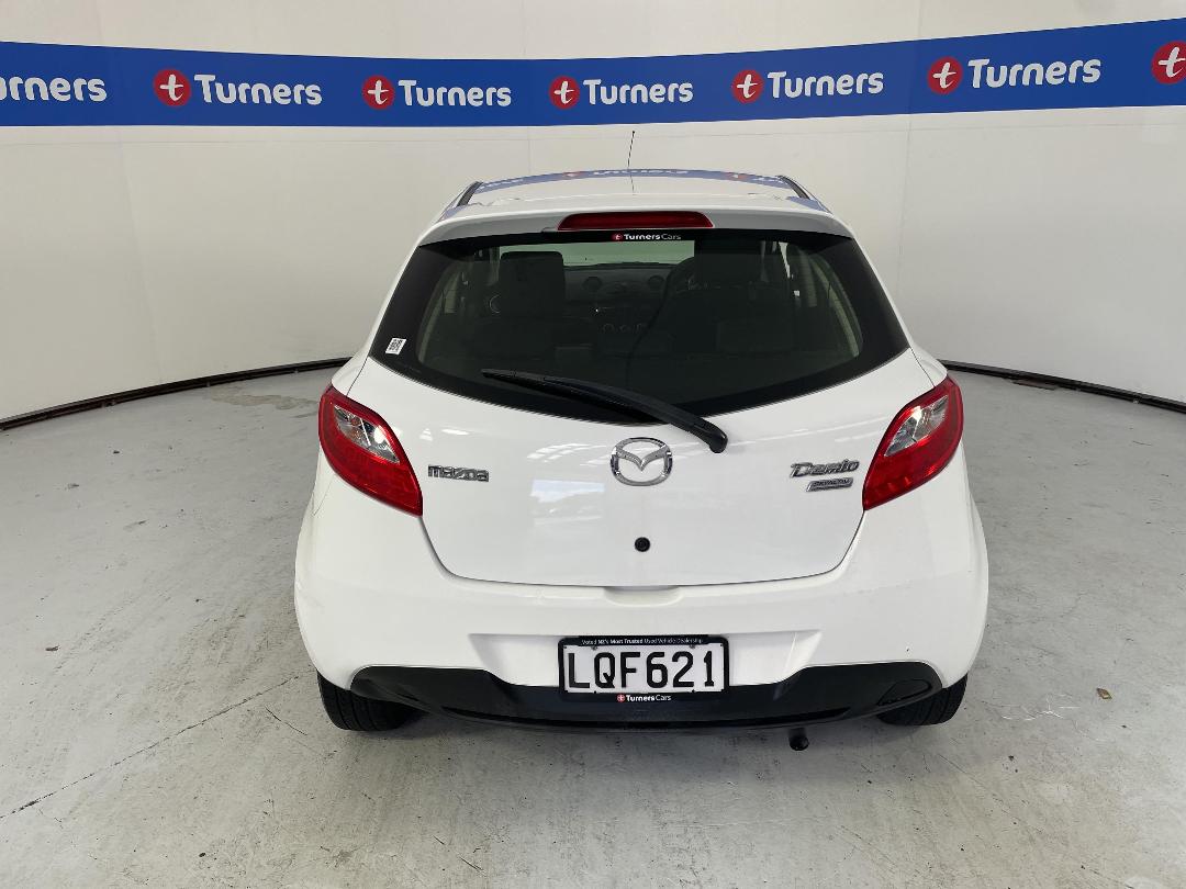 Photo '6' of Mazda Demio Photo '6' of Mazda Demio