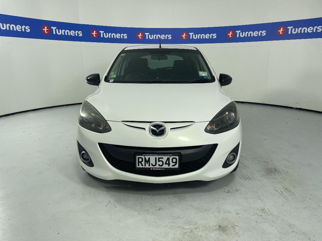 Photo '2' of Mazda Demio