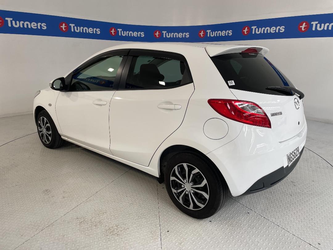 Photo '5' of Mazda Demio