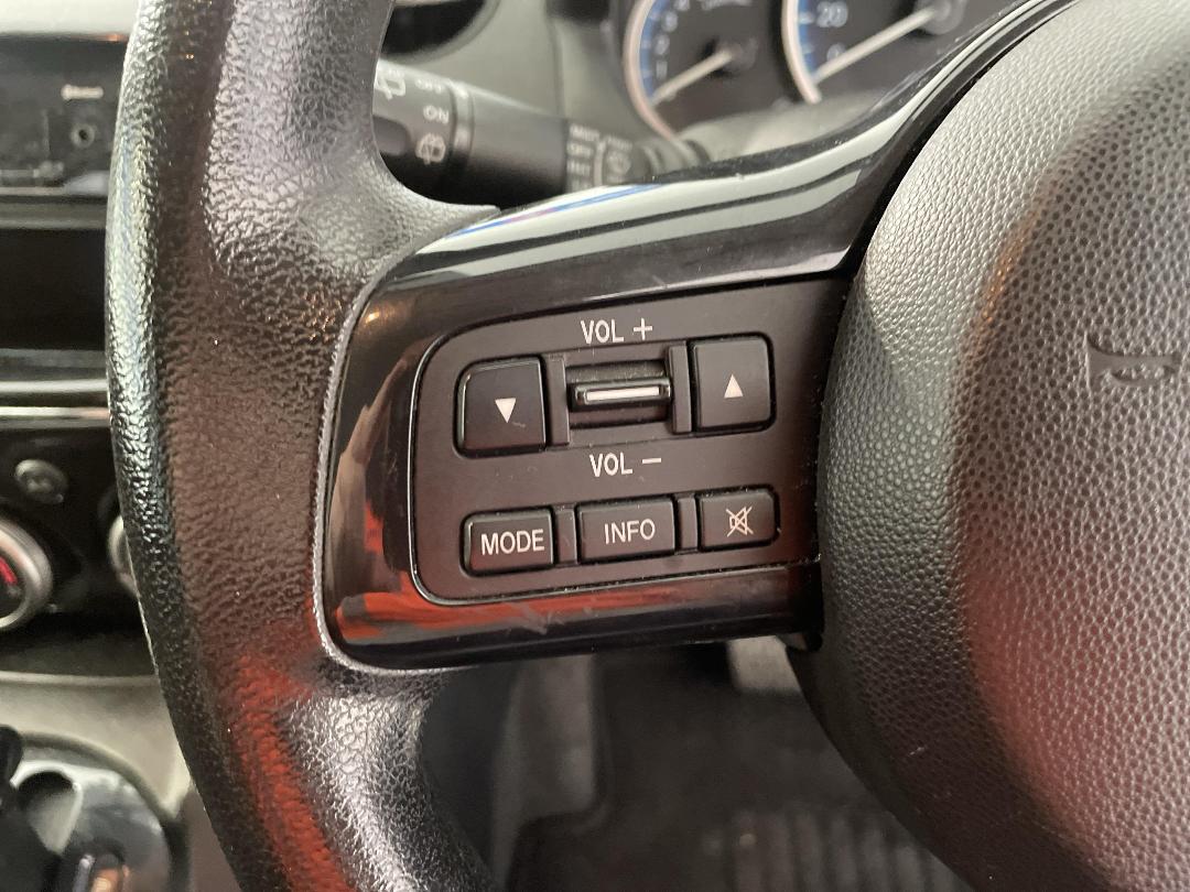 Photo '25' of Mazda Demio